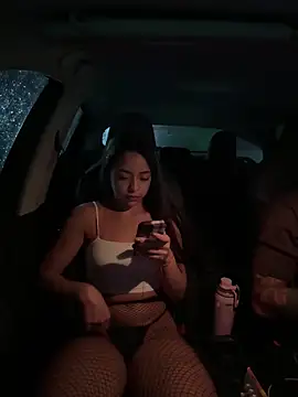 Couple lat1n online show from April 5, 2026, 9:54 pm