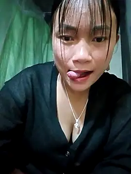 Snapshot of mami-rubi chatting on April 23, 2026, 12:00 pm mami-rubi online show from April 23, 2026, 12:00 pm