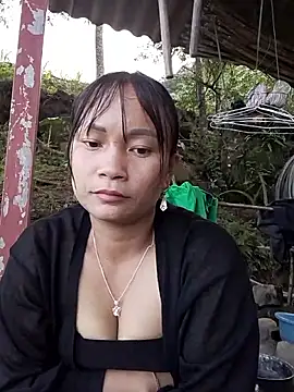 Snapshot of mami-rubi chatting on May 4, 2026, 10:18 am mami-rubi online show from May 4, 2026, 10:18 am
