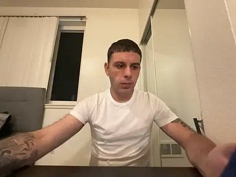 CristiX7 online show from April 15, 2026, 4:07 am