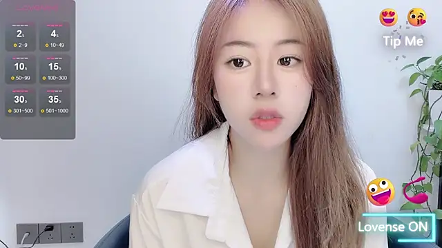 Snapshot of Baixi-01 chatting on June 12, 2026, 4:21 am Baixi-01 online show from June 12, 2026, 4:21 am