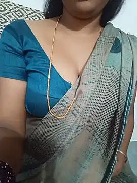Snapshot of Raksitha_kannada chatting on July 31, 2026, 4:15 pm Raksitha kannada online show from July 31, 2026, 4:15 pm
