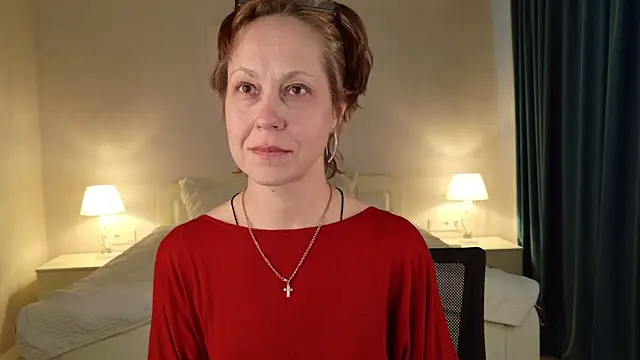 LioraWeiss online show from March 28, 2026, 7:42 am