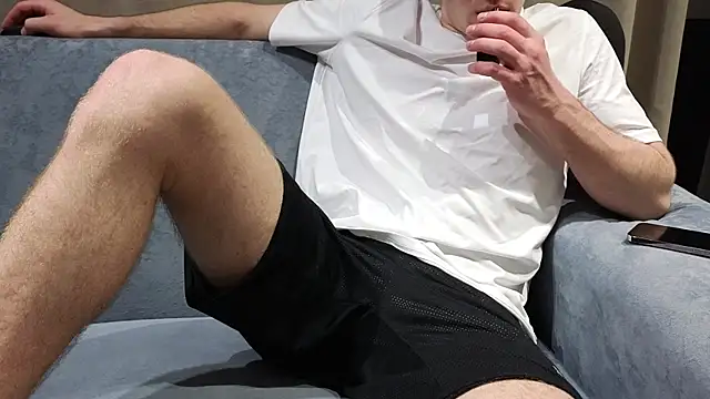 Snapshot of chantatummm chatting on March 30, 2026, 7:59 pm chantatummm online show from March 30, 2026, 7:59 pm