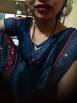 Snapshot of Rashmika_Mandana chatting on April 11, 2026, 6:11 pm Rashmika Mandana online show from April 11, 2026, 6:11 pm