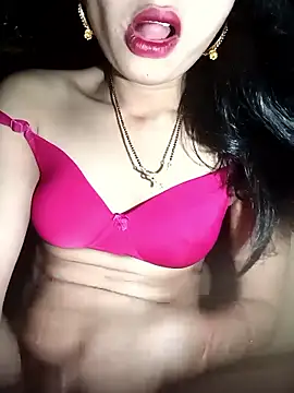 Snapshot of Rashmika_Mandana chatting on March 24, 2026, 6:30 pm Rashmika Mandana online show from March 24, 2026, 6:30 pm