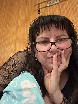 Snapshot of expensive_lady chatting on April 6, 2026, 7:48 pm expensive lady online show from April 6, 2026, 7:48 pm