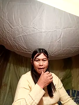 Snapshot of -Batina- chatting on March 12, 2026, 1:44 am -Batina- online show from March 12, 2026, 1:44 am