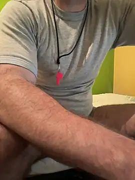 Snapshot of Coach_85 chatting on June 25, 2026, 5:07 pm Coach 85 online show from June 25, 2026, 5:07 pm