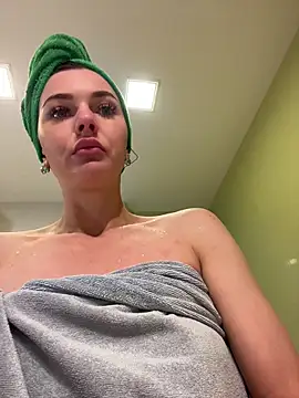 AliceVelour online show from July 24, 2026, 3:46 am