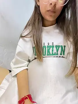 sexy liciy online show from March 2, 2026, 5:09 pm