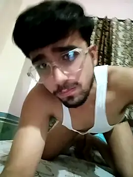 Snapshot of big_indiancock chatting on March 26, 2026, 5:00 pm big indiancock online show from March 26, 2026, 5:00 pm