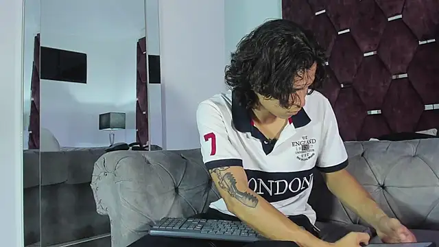 TonyBenedetti online show from April 24, 2026, 8:22 pm