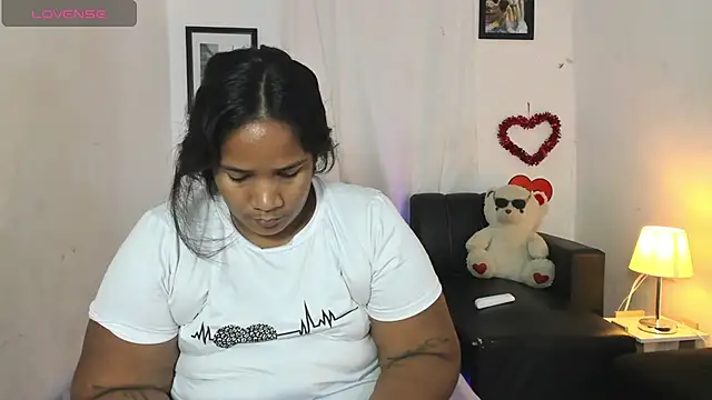 mariana villa72 online show from July 14, 2026, 2:56 pm