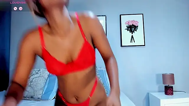 Snapshot of Ivanna_VegaW chatting on April 7, 2026, 12:45 am Ivanna VegaW online show from April 7, 2026, 12:45 am