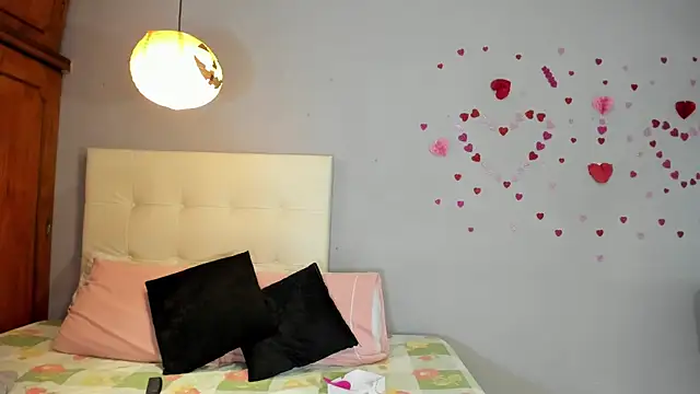 Snapshot of Ivanna_VegaW chatting on March 12, 2026, 10:58 pm Ivanna VegaW online show from March 12, 2026, 10:58 pm