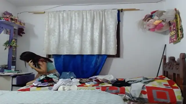 Snapshot of MuffyLans chatting on February 26, 2026, 3:50 am MuffyLans online show from February 26, 2026, 3:50 am