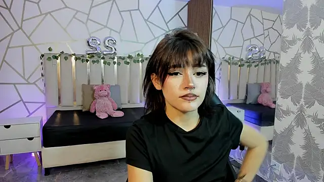 Snapshot of Cloee_tay1 chatting on May 27, 2026, 11:50 am Cloee tay1 online show from May 27, 2026, 11:50 am