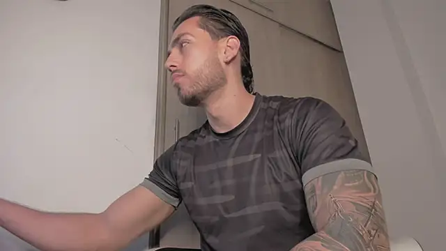 Axel  Blaze online show from March 13, 2026, 12:21 pm