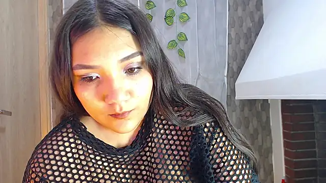 anyela donecm online show from April 28, 2026, 7:18 pm