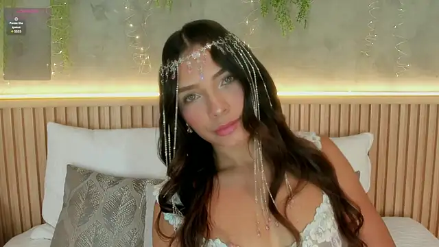 Snapshot of Lia_Montclair chatting on June 26, 2026, 12:22 pm Lia Montclair online show from June 26, 2026, 12:22 pm