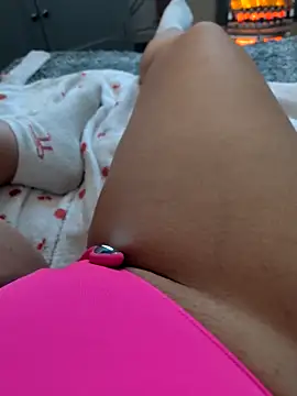 Snapshot of Bwildside chatting on April 10, 2026, 9:00 pm Bwildside online show from April 10, 2026, 9:00 pm