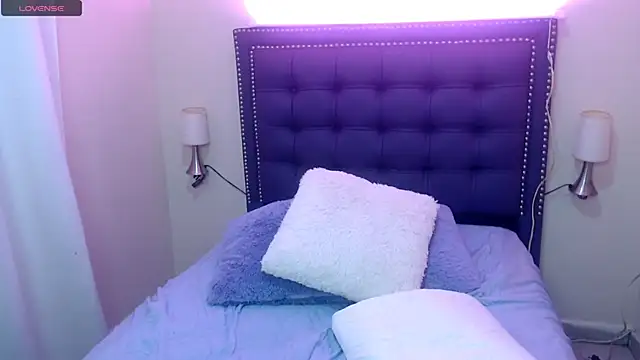 aprilgrief online show from March 18, 2026, 4:15 am