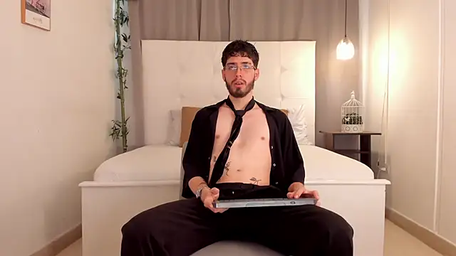 Jason 23   online show from June 1, 2026, 7:24 pm