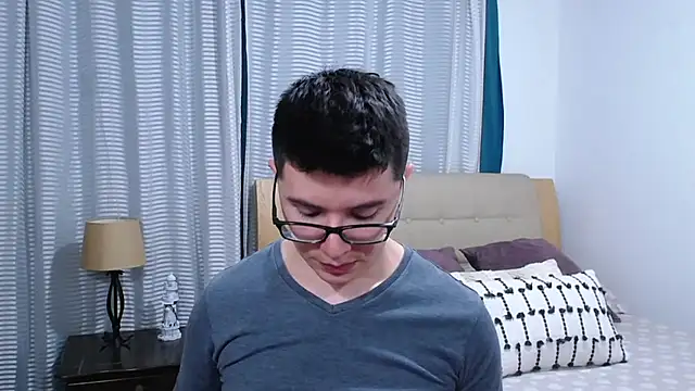 Snapshot of BlackFoXXX69 chatting on March 31, 2026, 8:33 pm BlackFoXXX69 online show from March 31, 2026, 8:33 pm