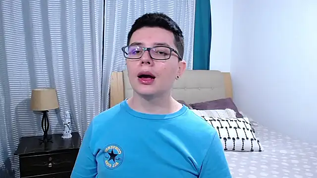 Snapshot of BlackFoXXX69 chatting on March 21, 2026, 7:40 pm BlackFoXXX69 online show from March 21, 2026, 7:40 pm