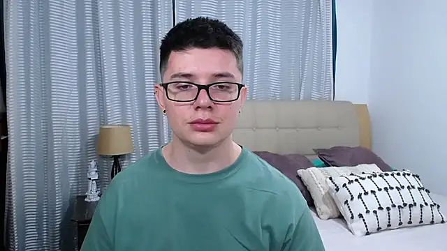 Snapshot of BlackFoXXX69 chatting on April 10, 2026, 8:38 pm BlackFoXXX69 online show from April 10, 2026, 8:38 pm