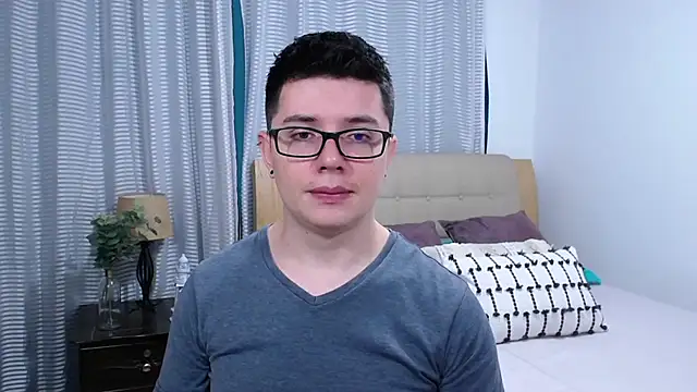 Snapshot of BlackFoXXX69 chatting on April 4, 2026, 8:37 pm BlackFoXXX69 online show from April 4, 2026, 8:37 pm