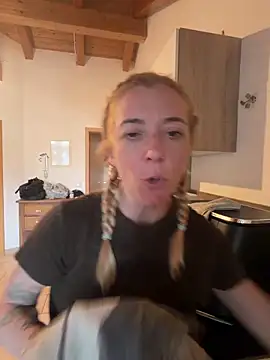 FitAnna online show from March 18, 2026, 4:19 pm