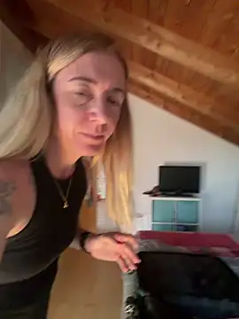 FitAnna online show from March 20, 2026, 11:11 am