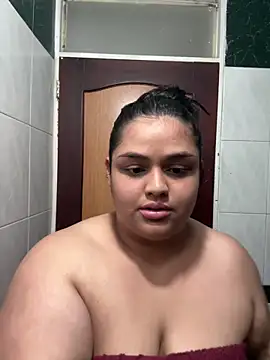 NathashaDreams online show from March 6, 2026, 2:50 am