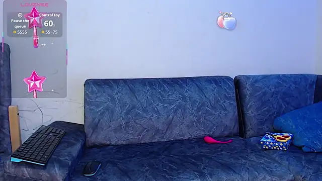 Snapshot of dulce_petite69 chatting on April 10, 2026, 3:57 am dulce petite69 online show from April 10, 2026, 3:57 am