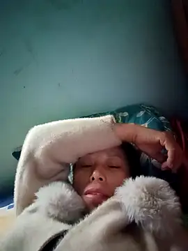 JenyLy68 online show from March 21, 2026, 4:25 am