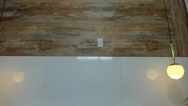 Nikol Lopez  online show from April 11, 2026, 11:03 am