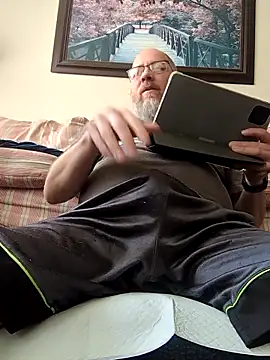 Snapshot of WorthingtonM3 chatting on May 2, 2026, 9:20 pm WorthingtonM3 online show from May 2, 2026, 9:20 pm