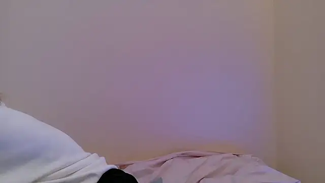 coco  cute online show from February 25, 2026, 7:30 am