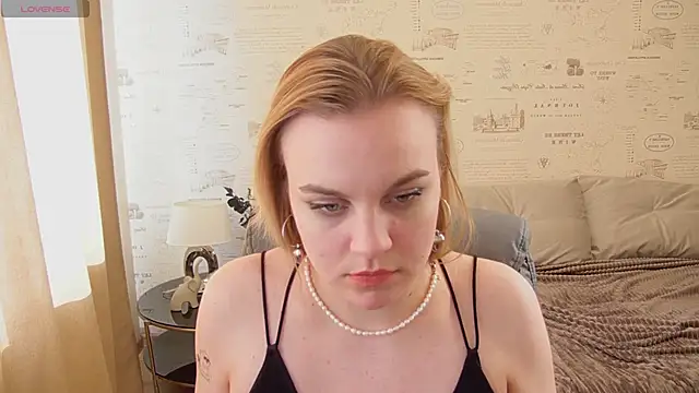 Glow Margo online show from May 15, 2026, 1:03 am