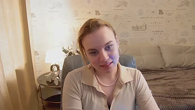 Glow Margo online show from May 17, 2026, 3:06 am
