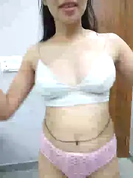 NeetuKumri online show from June 25, 2026, 5:18 pm