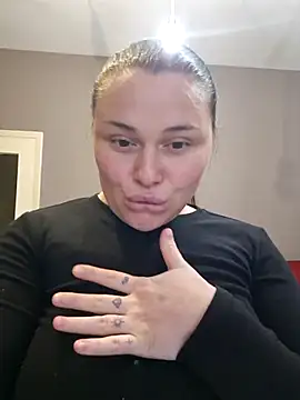 6Alice9 online show from March 6, 2026, 4:57 pm