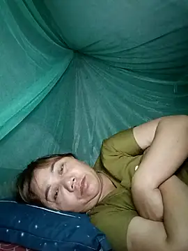 lyly sexx online show from May 10, 2026, 4:20 pm
