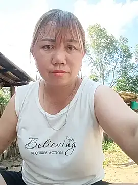 lyly sexx online show from May 17, 2026, 7:19 am