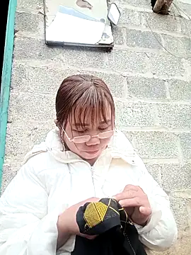 lyly sexx online show from March 4, 2026, 9:06 am