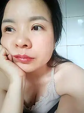 Snapshot of Ivy_Trix2 chatting on May 23, 2026, 1:04 am Ivy Trix2 online show from May 23, 2026, 1:04 am