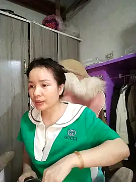 Snapshot of Ivy_Trix2 chatting on March 29, 2026, 1:46 pm Ivy Trix2 online show from March 29, 2026, 1:46 pm