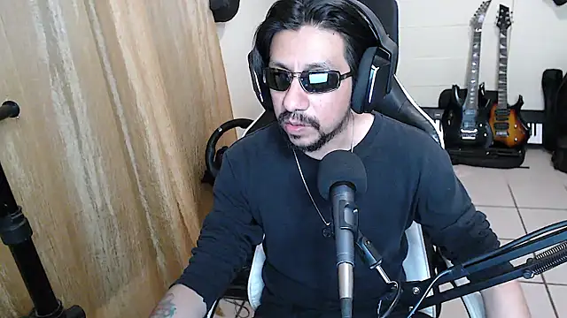 AntuanSV online show from March 29, 2026, 3:41 am